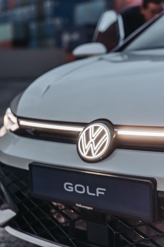 Volkswagen Golf Mk8.5 in Malaysia – R-Line with 150 PS 1.5L MHEV, dry DSG; GTI 265 PS RM250k with VAP