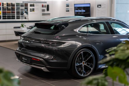 Cash in on ending EV incentives with Porsche Taycan and Macan, available for exclusive driving experience