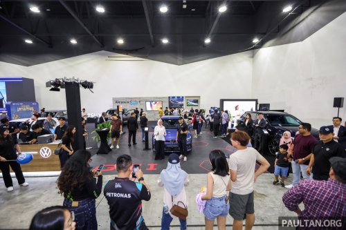 Volkswagen Golf GTI, 1.5L eTSI R-Line facelifts at ACE 2025; guest appearance by Datuk Azizulhasni Awang