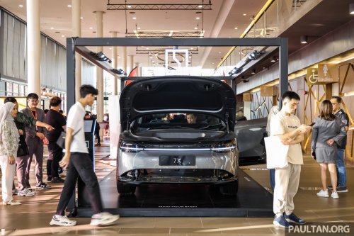 Zeekr 009 MPV and 7X SUV offered with free 22 kW wallbox charger and premium window tint at ACE 2025