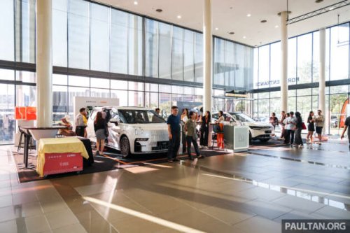 Zeekr 009 MPV and 7X SUV offered with free 22 kW wallbox charger and premium window tint at ACE 2025