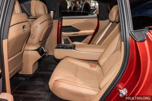 Toyota bZ7 in Guangzhou – sleek large sedan with Huawei motor, 281 PS RWD, HarmonyOS, LiDAR