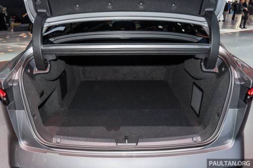 Toyota bZ7 in Guangzhou – sleek large sedan with Huawei motor, 281 PS RWD, HarmonyOS, LiDAR