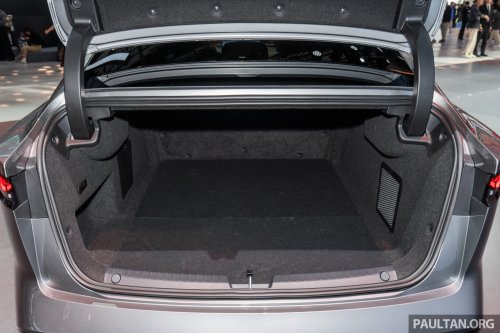 Toyota bZ7 in Guangzhou – sleek large sedan with Huawei motor, 281 PS RWD, HarmonyOS, LiDAR
