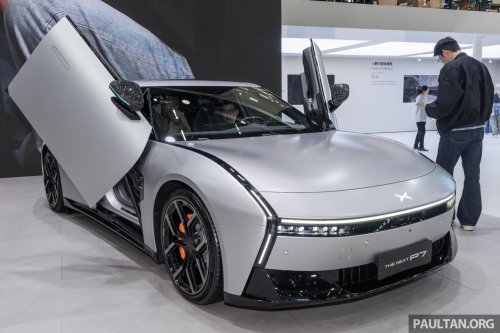 2025 Xpeng P7 in Guangzhou – scissor doors available; up to 594 PS/695 Nm, up to 820 km CLTC