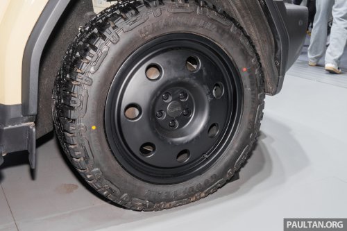 iCaur V27 debuts in Guangzhou – 5-seat D-segment REEV SUV with Land Cruiser styling, 200 km EV range