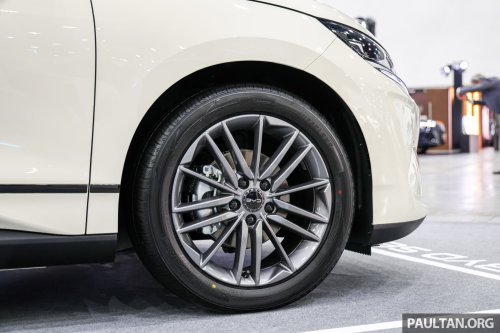 BYD Seal 6 EV in Ivory Gold at ACE 2025 – Premium only, same price at RM116,500; limited to 100 units