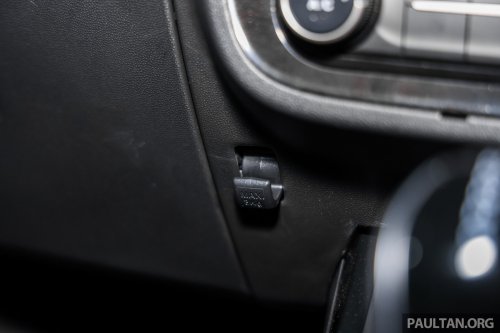 Proton Saga MPV rendered by Theophilus Chin – AMA platform-based people-mover shown with MC3 styling