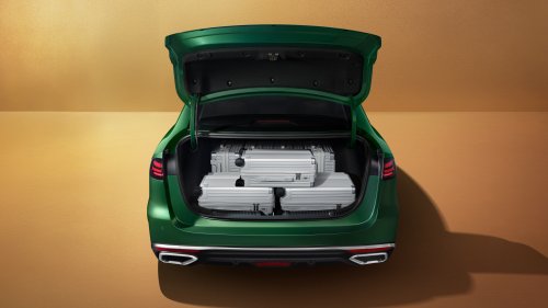 Geely Galaxy Starshine 6 in Beijing – PHEV version of Emgrand; next Proton S70, future Proton eMas sedan?