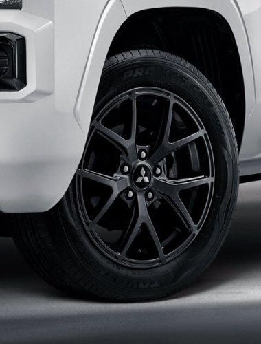 Mitsubishi, Mitsubishi Triton, 2026 Mitsubishi Triton Street launched in Thailand – Mega Cab with different face, 150 PS diesel; RM83k