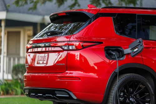 2026 Nissan Rogue Plug-in Hybrid debuts in the US – X-Trail PHEV is a rebadged Mitsubishi Outlander PHEV