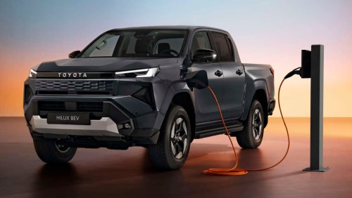 Toyota, Toyota Hilux, 2026 Toyota Hilux Travo – heavy facelift, 2.8L diesel standard, EV with 240 km WLTP range, RM99k-RM192k