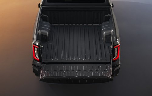 2026 Toyota Hilux Travo, Travo-e unveiled in Bangkok – 204 PS 2.8 diesel or 240 km WLTP EV, RM95k-180k