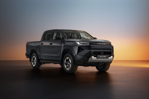 2026 Toyota Hilux Travo – heavy facelift, 2.8L diesel standard, EV with 240 km WLTP range, RM99k-RM192k