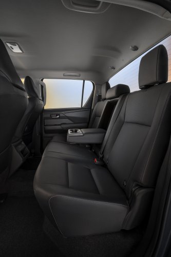 2026 Toyota Hilux Travo, Travo-e unveiled in Bangkok – 204 PS 2.8 diesel or 240 km WLTP EV, RM95k-180k