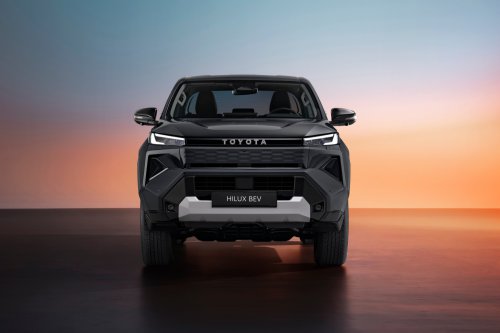 2026 Toyota Hilux Travo, Travo-e unveiled in Bangkok – 204 PS 2.8 diesel or 240 km WLTP EV, RM95k-180k