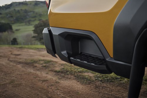 2026 Toyota Hilux Travo, Travo-e unveiled in Bangkok – 204 PS 2.8 diesel or 240 km WLTP EV, RM95k-180k