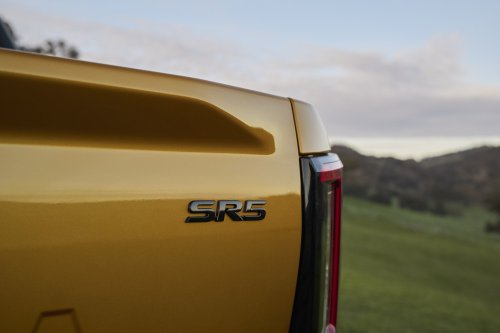 2026 Toyota Hilux Travo, Travo-e unveiled in Bangkok – 204 PS 2.8 diesel or 240 km WLTP EV, RM95k-180k