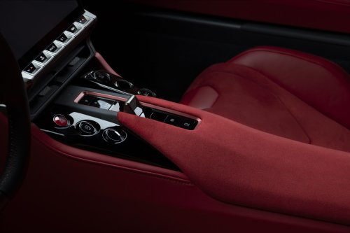 GR GT revealed – Toyota’s new flagship sports car with 650 PS 4.0L twin-turbo hybrid V8, 320 km/h