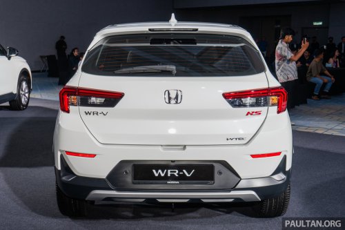 Honda Malaysia’s first two 25th Anniversary contest winners receive City Hatchback RS and WR-V RS