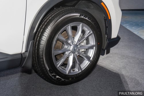 Honda Malaysia’s first two 25th Anniversary contest winners receive City Hatchback RS and WR-V RS