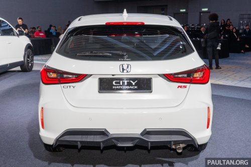 Honda Malaysia’s first two 25th Anniversary contest winners receive City Hatchback RS and WR-V RS