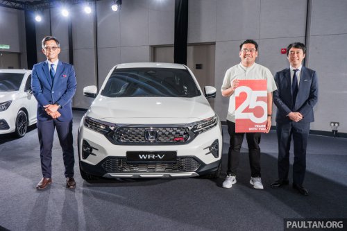 Honda Malaysia’s first two 25th Anniversary contest winners receive City Hatchback RS and WR-V RS