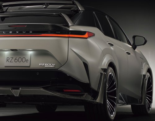 Lexus RZ600e F Sport Performance – based on 550e F Sport but with 426 PS; 20 mm lower, 20-inch brakes