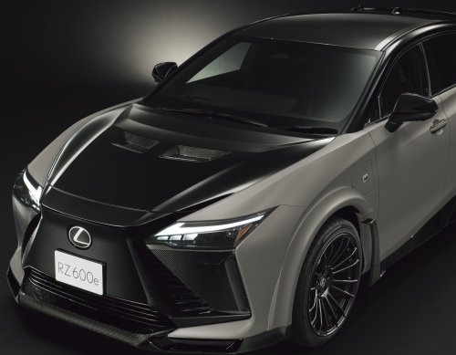 Lexus RZ600e F Sport Performance – based on 550e F Sport but with 426 PS; 20 mm lower, 20-inch brakes