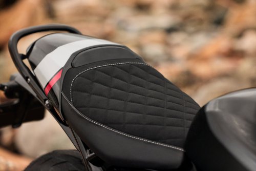 2026 Triumph Tracker 400 and Thruxton 400 released