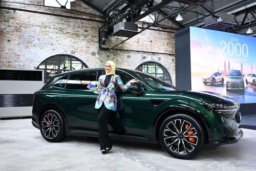 Zeekr, Zeekr Malaysia achieves 2,000 units milestone – Siti Nurhaliza’s 7X in Forest Green is the landmark car
