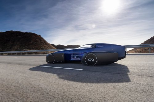 Renault Filante Record EV concept drives 1,008 km on single charge of 87 kWh battery, averaging 108 km/h