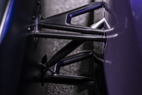 Renault Filante Record EV concept drives 1,008 km on single charge of 87 kWh battery, averaging 108 km/h