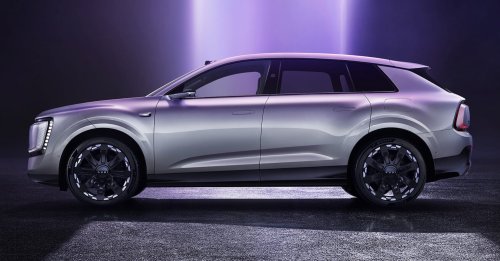 AUDI E7X shown ahead of public debut at Auto China 2026 in Beijing – large electric SUV with up to 680 PS