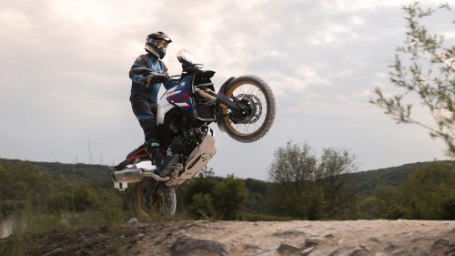 BMW Motorrad reveals 2026 motorcycle colour options