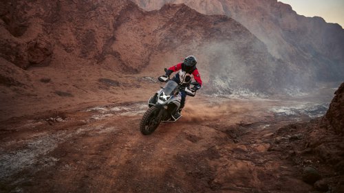 BMW Motorrad reveals 2026 motorcycle colour options