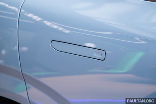 Leapmotor B10 gets first OTA software update – one-pedal driving, Apple CarPlay/Android Auto, shortcuts