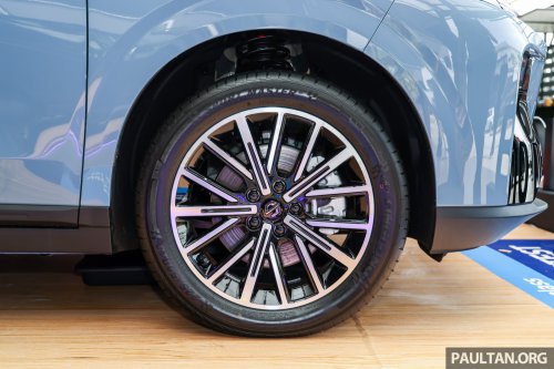 Leapmotor B10 gets first OTA software update – one-pedal driving, Apple CarPlay/Android Auto, shortcuts