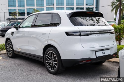 Leapmotor B10 gets first OTA software update – one-pedal driving, Apple CarPlay/Android Auto, shortcuts