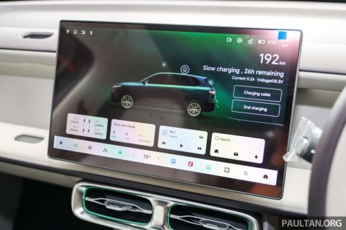 Leapmotor, Leapmotor B10 gets first OTA software update – one-pedal driving, Apple CarPlay/Android Auto, shortcuts