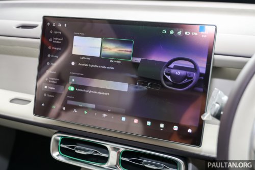 Leapmotor B10 gets first OTA software update – one-pedal driving, Apple CarPlay/Android Auto, shortcuts