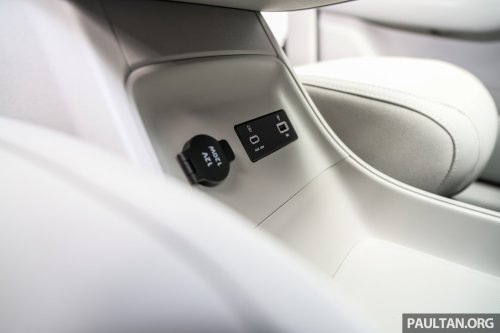 Leapmotor B10 gets first OTA software update – one-pedal driving, Apple CarPlay/Android Auto, shortcuts