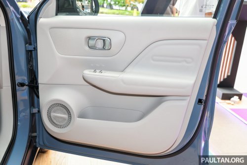 Leapmotor B10 gets first OTA software update – one-pedal driving, Apple CarPlay/Android Auto, shortcuts