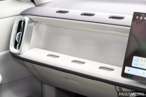 Leapmotor B10 gets first OTA software update – one-pedal driving, Apple CarPlay/Android Auto, shortcuts