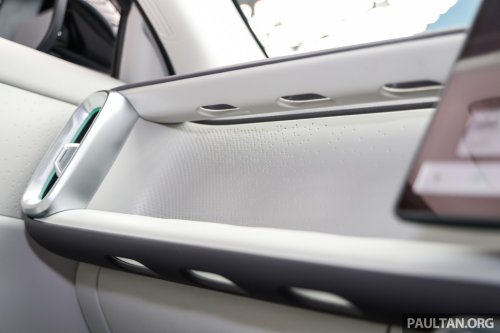 Leapmotor B10 gets first OTA software update – one-pedal driving, Apple CarPlay/Android Auto, shortcuts