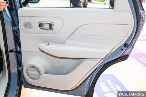 Leapmotor B10 gets first OTA software update – one-pedal driving, Apple CarPlay/Android Auto, shortcuts