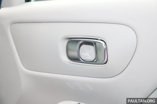 Leapmotor B10 gets first OTA software update – one-pedal driving, Apple CarPlay/Android Auto, shortcuts