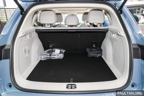 Leapmotor B10 gets first OTA software update – one-pedal driving, Apple CarPlay/Android Auto, shortcuts