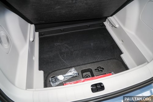 Leapmotor B10 gets first OTA software update – one-pedal driving, Apple CarPlay/Android Auto, shortcuts