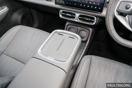 Leapmotor B10 gets first OTA software update – one-pedal driving, Apple CarPlay/Android Auto, shortcuts